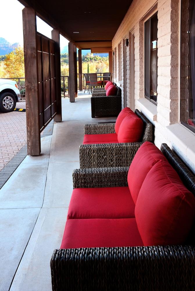 Inn The Hilltop